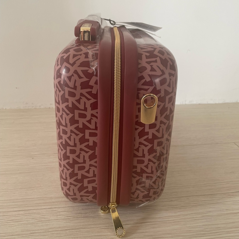 DKNY Vinatge Sig Beautycase Travel Hard Case - Picture 4 of 6